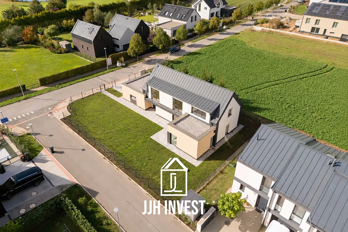 Prodej rodinného domu 254 m², pozemek 834 m²